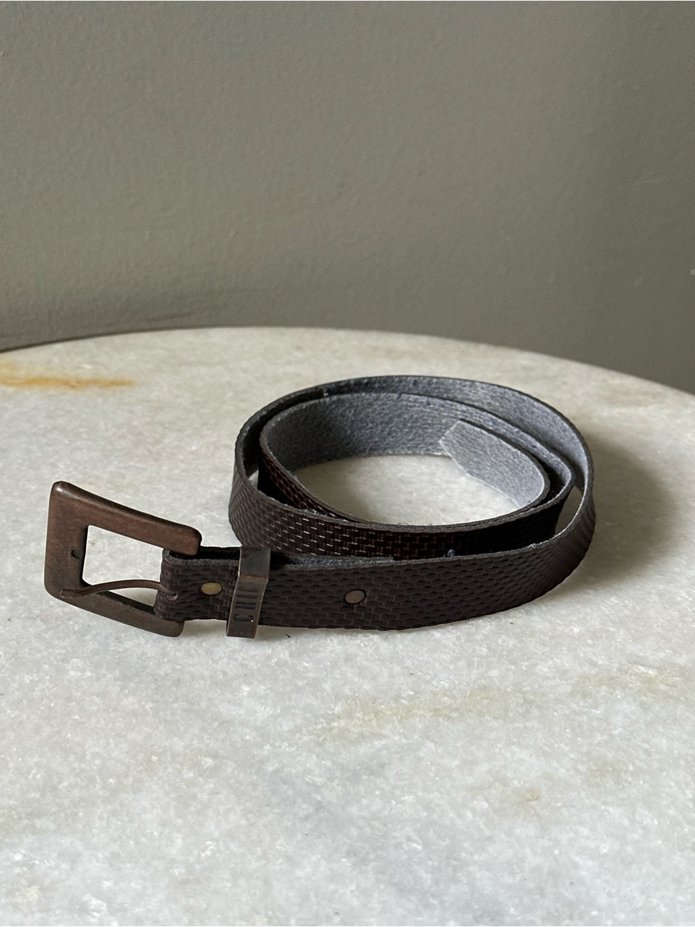 Chic Dark Brown Dark Bronze Buckle Textured Women's Belt 32" Waist Minimalist